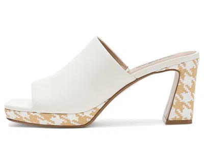 Vaneli Mantie In White