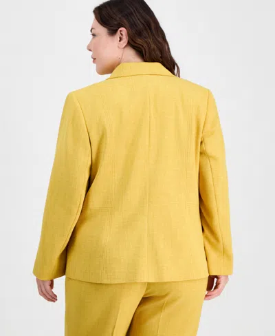 Kasper Plus Size Single-button Notched-lapel Blazer In Yellow