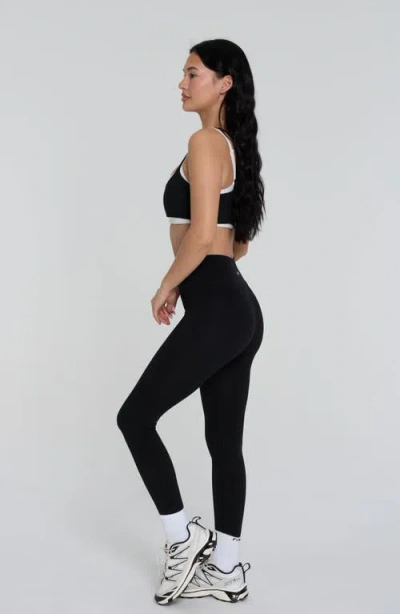 Form Core Leggings In Black