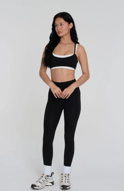 Form Core Leggings In Black