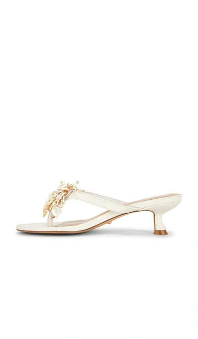 Raye Iman Sandal In White