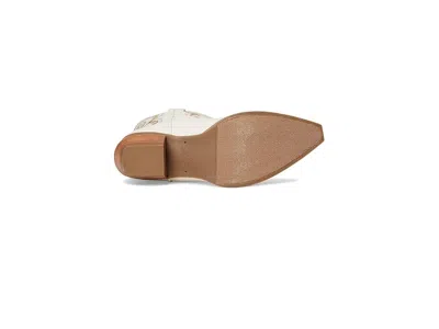 Frye And Co Irlene Short Deco Stitch Cowboy In White
