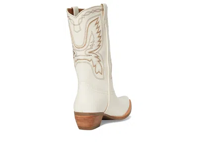 Frye And Co Irlene Short Deco Stitch Cowboy In White
