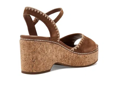 Naturalizer Della In Brown