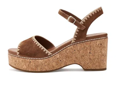 Naturalizer Della In Brown