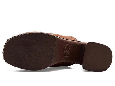 Frye And Co Wylie Clogs In Brown