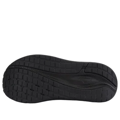 Mizuno Fortrush 'black'