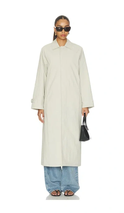 Still Here Trench Coat In White