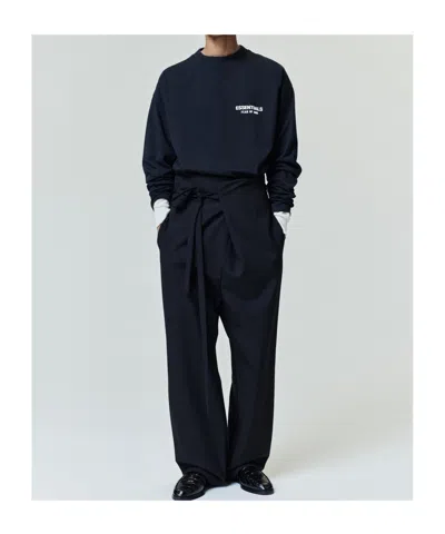 Essentials Long-sleeved T-shirt In Black