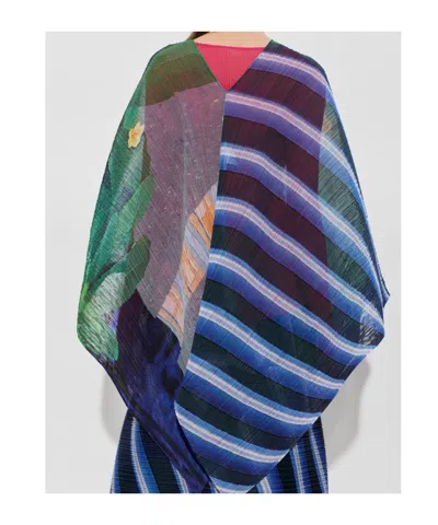 Issey Miyake Pleated-patterned Poncho In Multi