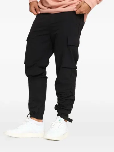 Urban Classics Multi-pocket Cargo Pants In Black