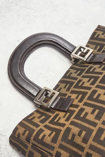 Pre-owned Fendi Zucca Handbag In Brown