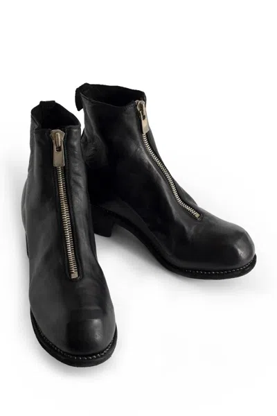 Guidi Distressed-effect Mid-heel Boots In Black