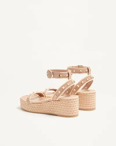 Valentino Garavani Rockstud Flatform Sandal In Calfskin 45mm Woman Rose Cannelle 39 In Brown