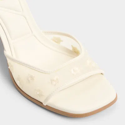Aldo Lisarae In Neutral