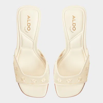 Aldo Lisarae In Neutral