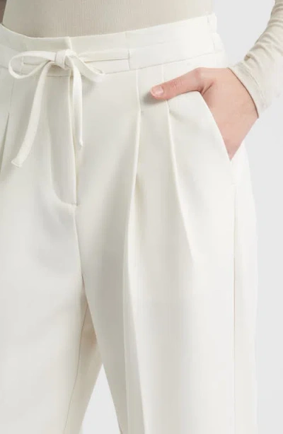 Bernardo Pleated Drawstring Pants In White