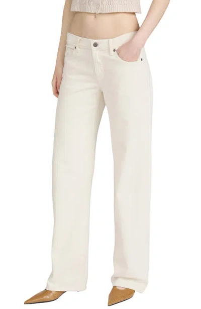 Frame The Saturday Jeans In Shell