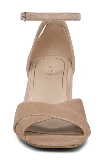 Vionic Charmaine Sandal In Brown