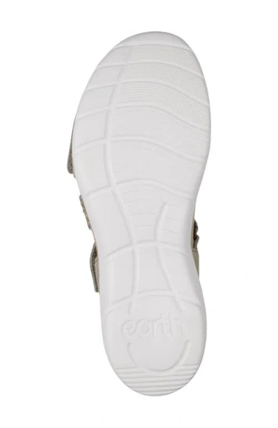 Earth Reston Sandal In Green