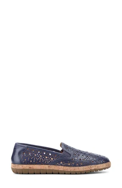Earth Tomlyn Slipon In Gray