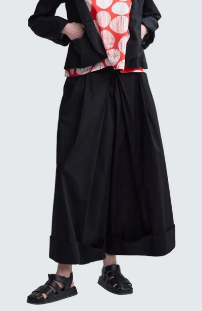Luukaa Misla Solid Wide-leg Poplin Pants In Black