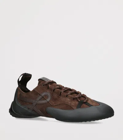 Loewe Grip Panelled Suede Sneakers In Brown