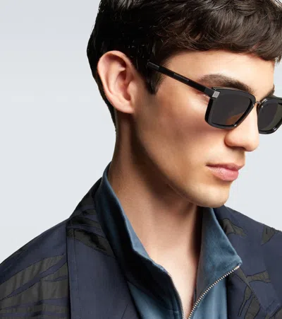 Fendi Sky Rectangular Sunglasses In Black