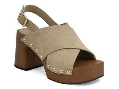 Mia Eudora Platform Sandal In Brown