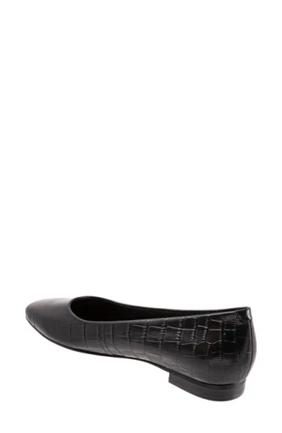 Trotters Honor Flat In Black