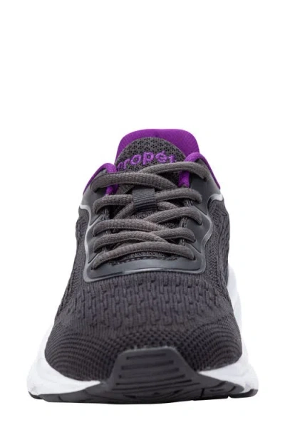 Propét Stability Strive Sneaker In Black