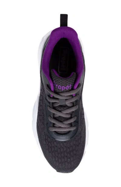 Propét Stability Strive Sneaker In Black
