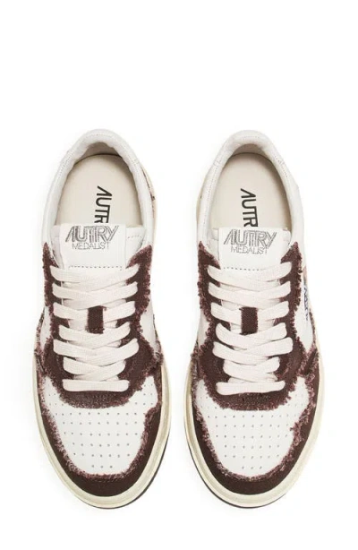 Autry Medalist Low Top Sneaker In Multi