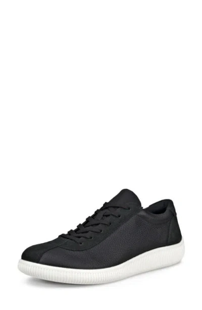Ecco Textured Leather Low-top Sneaker In Multi