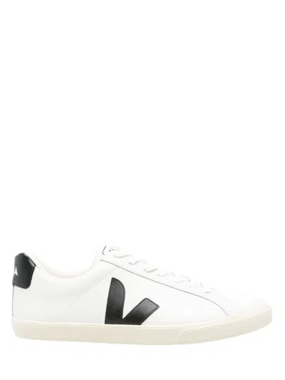 Veja Campo Sneaker In White