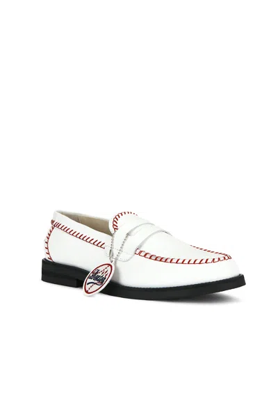 Duke + Dexter Wilde Dexter Baseball Penny Loafer In White