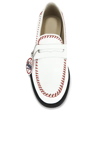 Duke + Dexter Wilde Dexter Baseball Penny Loafer In White