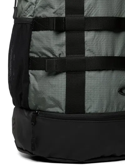 Oakley Utility Reverse Backpack In Multi