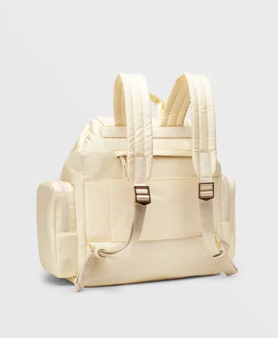 Caraa Cirrus In Nude