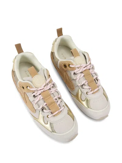 Kurt Geiger Perforated Panel Slim Runner Sneakers In Neutral