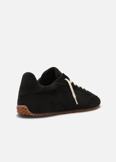 Axel Arigato Daze Runner Black Sneaker With Logo On The Tongue And Grooved Sole In Suede Man