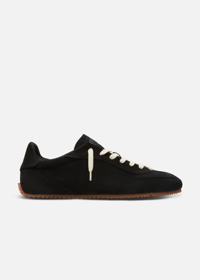 Axel Arigato Daze Runner Black Sneaker With Logo On The Tongue And Grooved Sole In Suede Man