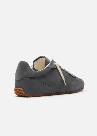 Axel Arigato Daze Runner Grey Sneaker With Logo On The Tongue And Grooved Sole In Suede Man In Gray