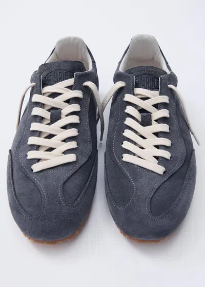 Axel Arigato Daze Runner Grey Sneaker With Logo On The Tongue And Grooved Sole In Suede Man In Gray