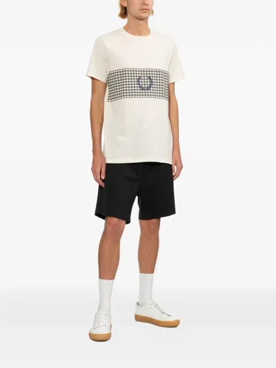 Fred Perry Check Laurel T-shirt In Neutral