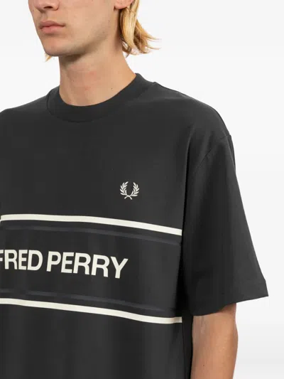 Fred Perry Logo-print T-shirt In Gray