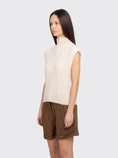 Minimum Mariana Half Zip Vest In White