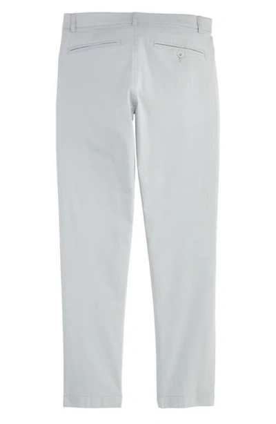 Vineyard Vines Chilmark Flat Front Stretch Chinos In Gray