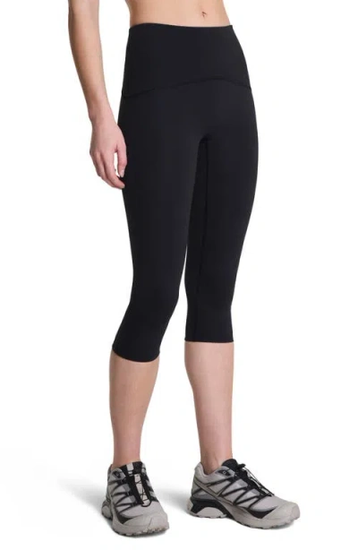 Spanx ® Shape™ Booty Boost® Crop Leggings In Black