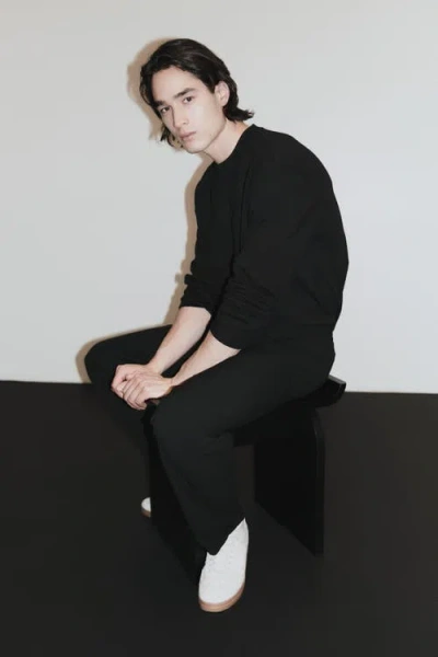 H&m Four-way Stretch Regular-fit Pull-on Pants In Black